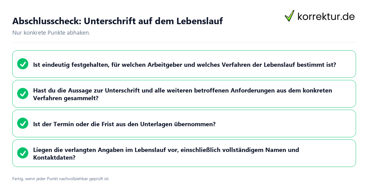 Konkreter Abschlusscheck zu Unterschrift auf dem Lebenslauf